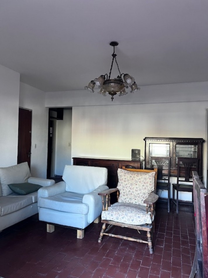 venta departamento 3 ambientes, zona aldrey, al frente con terracita,