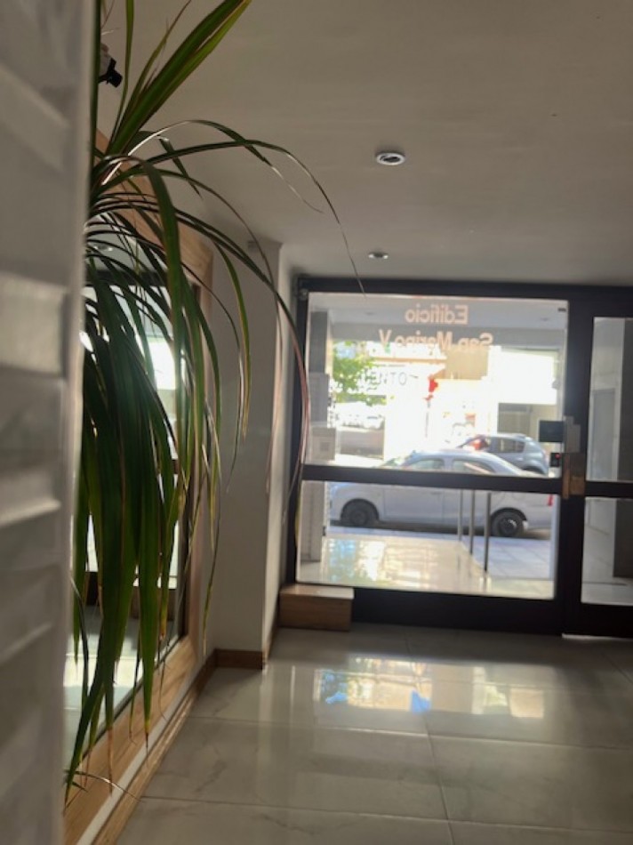 venta departamento 3 ambientes, zona aldrey, al frente con terracita,