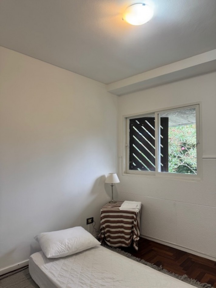 DEPARTAMENTO EN ALQUILER (ANUAL O 24 MESES) , 3 AMBIENTES EN PLAYA GRANDE