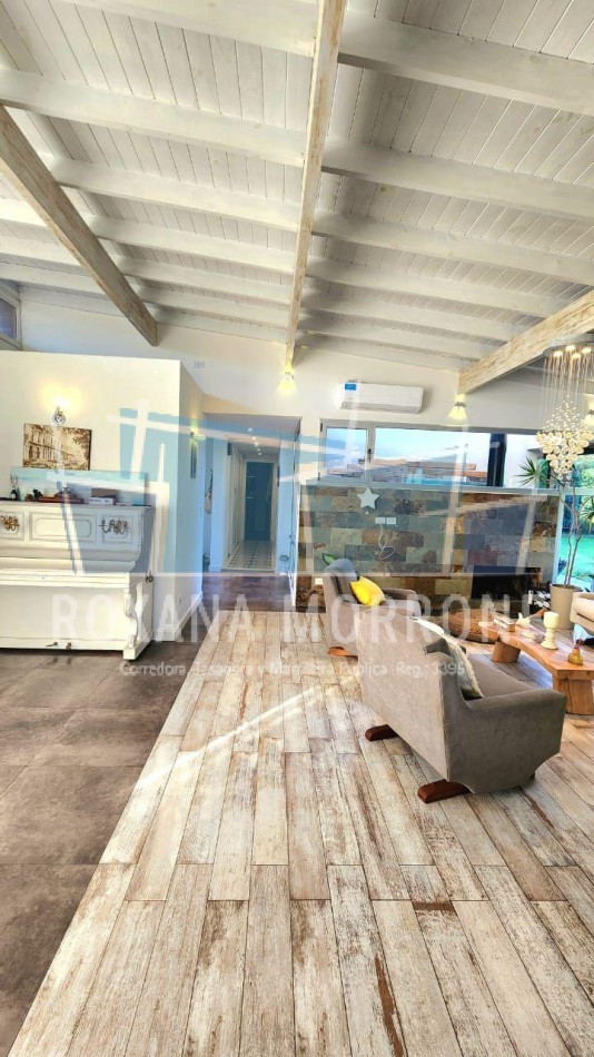 VENTA IMPACTANTE CHALET EN RUMENCO, LOS CEIBOS NORTE, EMPLAZADO EN LOTE DE PRIVILEGIO