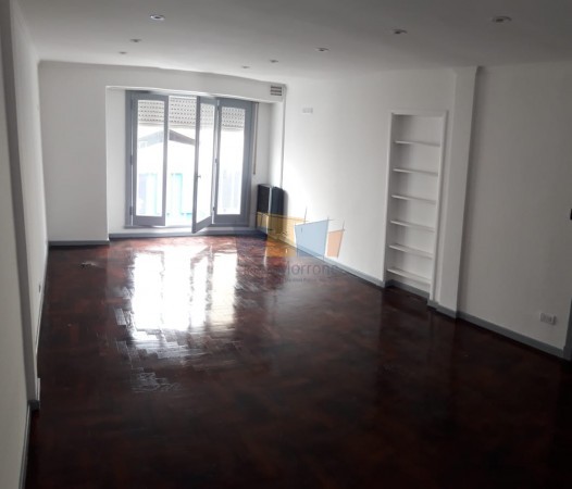 piso de 3 ambientes, aggiornado, al frente