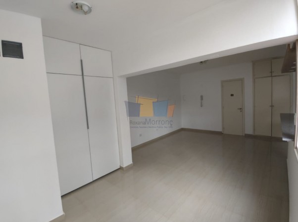 PISO 3 AMBIENTES , SHOPPING LOS GALLEGOS, IMPECABLE