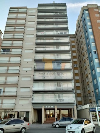CON RENTA !!! DEPARTAMENTO EN VENTA MIRAMAR !!! FRENTE AL MAR !!! MPECABLE DPTO DE 3 AMB. CON DEPENDENCIAS COMPLETAS, BALCON CON VISTA PLENA AL MAR