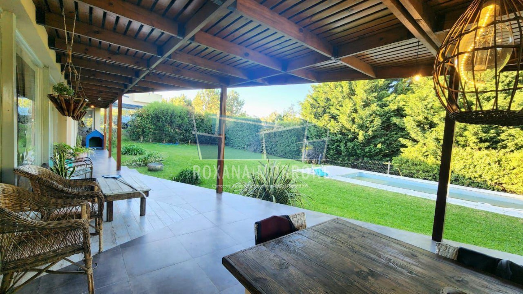 VENTA IMPACTANTE CHALET EN RUMENCO, LOS CEIBOS NORTE, EMPLAZADO EN LOTE DE PRIVILEGIO