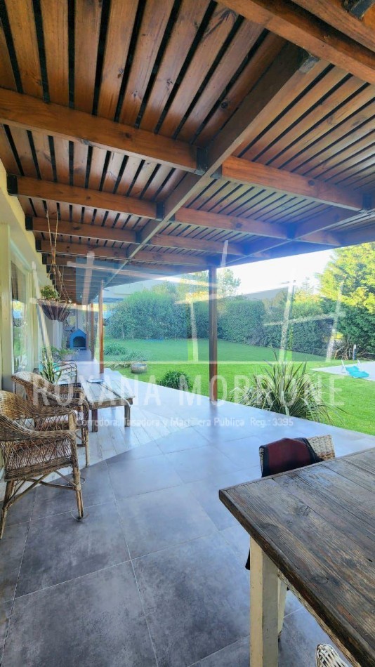VENTA IMPACTANTE CHALET EN RUMENCO, LOS CEIBOS NORTE, EMPLAZADO EN LOTE DE PRIVILEGIO