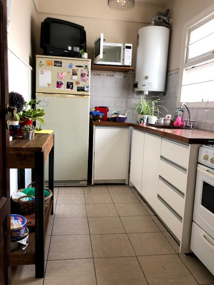 DISPONIBLE DICIEMBRE, ALQUILER por temporada corta o de verano en Mar del Plata !!! DEPARTAMENTO 2 amb. 2/3 PLAZAS. MUY AMPLIO, LUMINOSO Y TRANQUILO. ZONA CHAUVIN, 1o PISO POR ESCALERA, HERMOSO !!!!