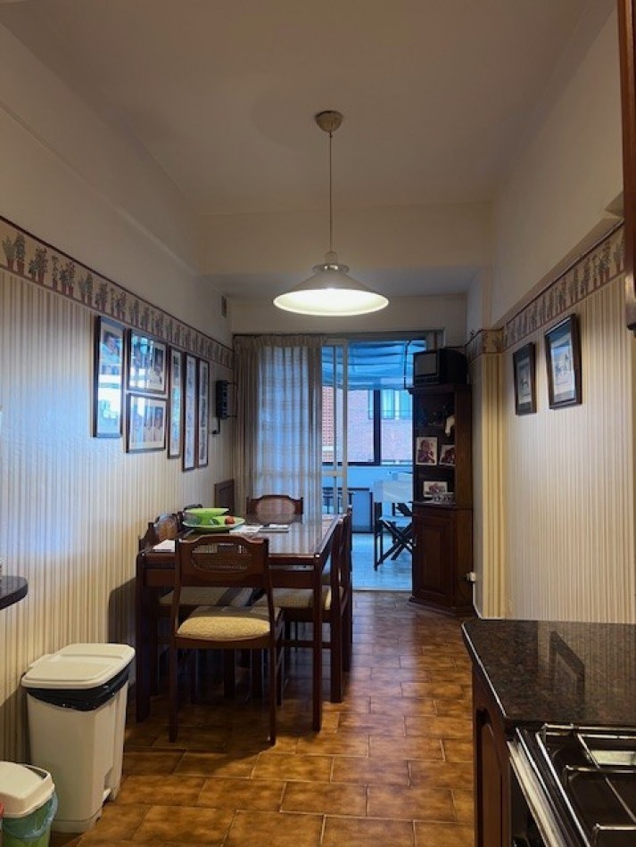 VENTA HERMOSO DEPARTAMENTO EN SEMIPISO, 3 AMB. CON DEPENDENIAS, TERRAZA PROPIA Y COCHERA, LOMAS DE STELLA MARIS