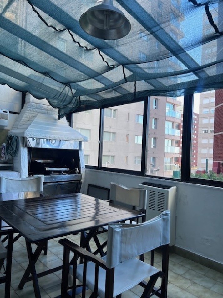 VENTA HERMOSO DEPARTAMENTO EN SEMIPISO, 3 AMB. CON DEPENDENIAS, TERRAZA PROPIA Y COCHERA, LOMAS DE STELLA MARIS