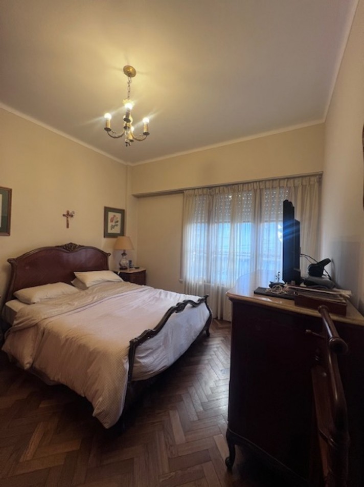 VENTA HERMOSO DEPARTAMENTO EN SEMIPISO, 3 AMB. CON DEPENDENIAS, TERRAZA PROPIA Y COCHERA, LOMAS DE STELLA MARIS