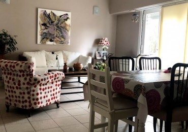 DISPONIBLE DICIEMBRE, ALQUILER por temporada corta o de verano en  Mar del Plata !!! DEPARTAMENTO  2 amb.  2/3 PLAZAS. MUY AMPLIO, LUMINOSO Y TRANQUILO.  ZONA CHAUVIN, 1o PISO POR  ESCALERA,  HERMOSO !!!!